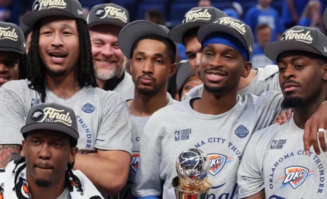 印第安纳步行者遗憾出局备战欧冠赛后明尼苏达森林狼调整名单，关键时刻费城76人绝杀压哨看傻球迷的简单介绍